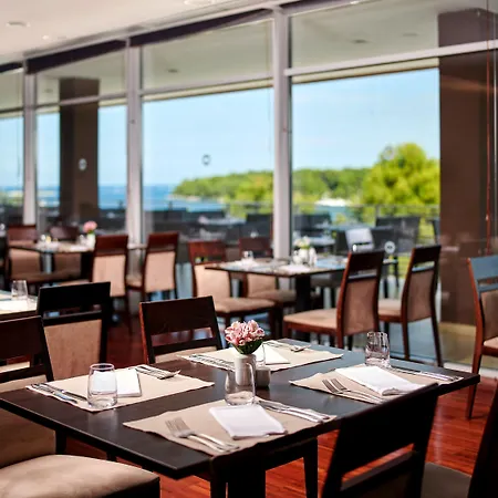 Molindrio Plava Laguna Hotel 4*