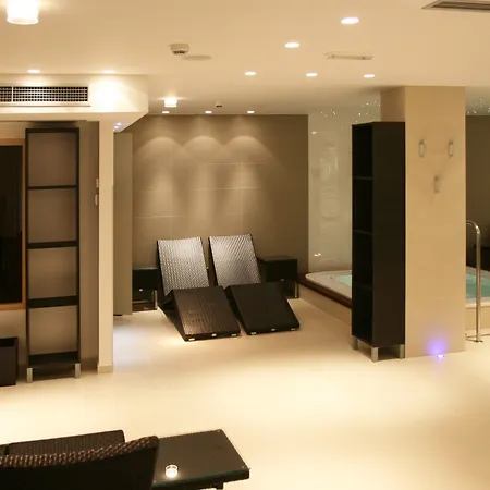 Molindrio Plava Laguna Hotel