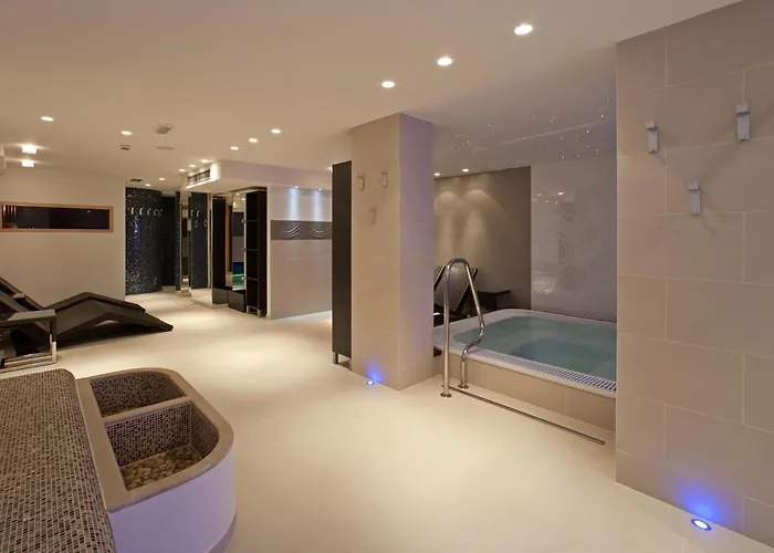 Molindrio Plava Laguna Hotel 4*