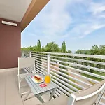 Molindrio Plava Laguna Hotel 4*