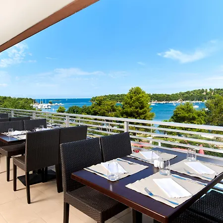 Molindrio Plava Laguna מלון 4*