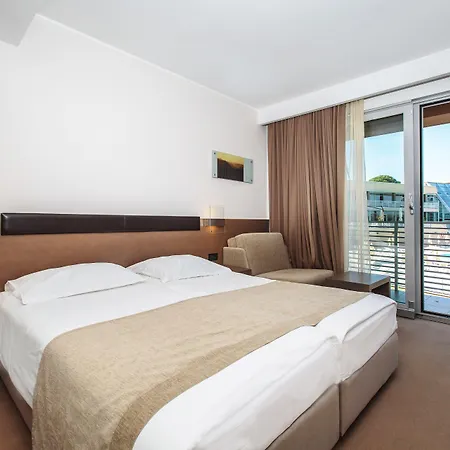 Готель Molindrio Plava Laguna 4*
