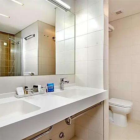 Molindrio Plava Laguna Hotell