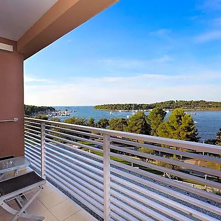 Molindrio Plava Laguna Hotell