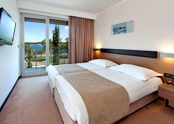 Готель Molindrio Plava Laguna 4*